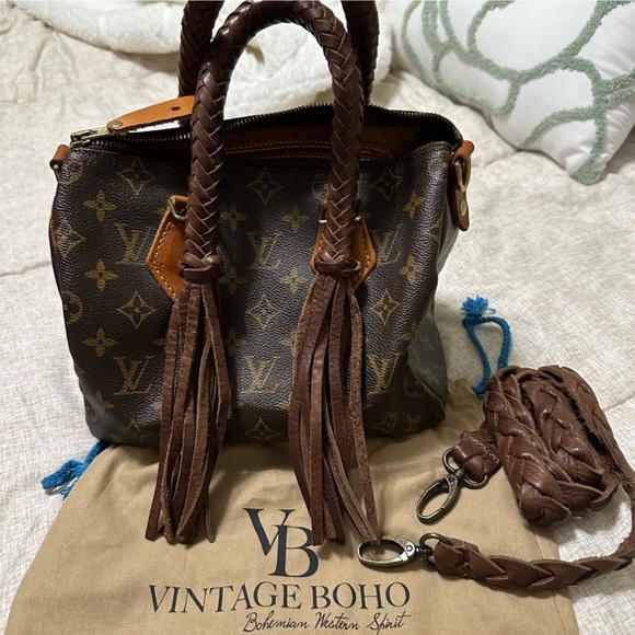 Louis Vuitton Fringed vintage Boho Handbag - Picture 1 of 12